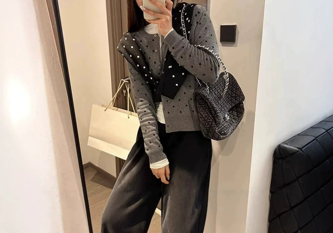 Crew Clothing Summer Jacket - Cardigan in maglia a pois grigi,