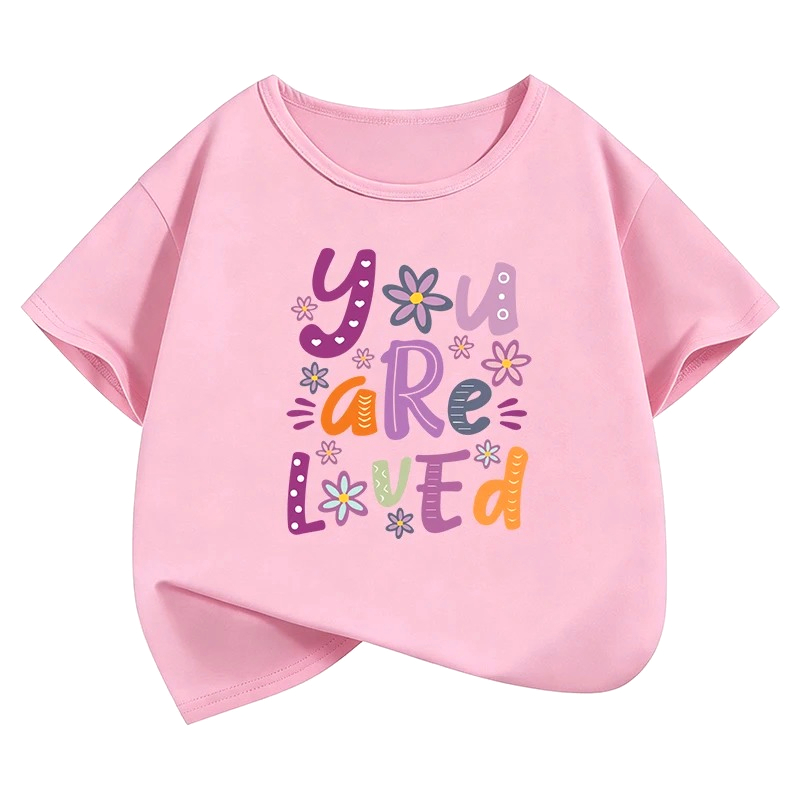 T-shirt con design You Are Lov - Summer Loving Kids Clothing recensione e prezzo